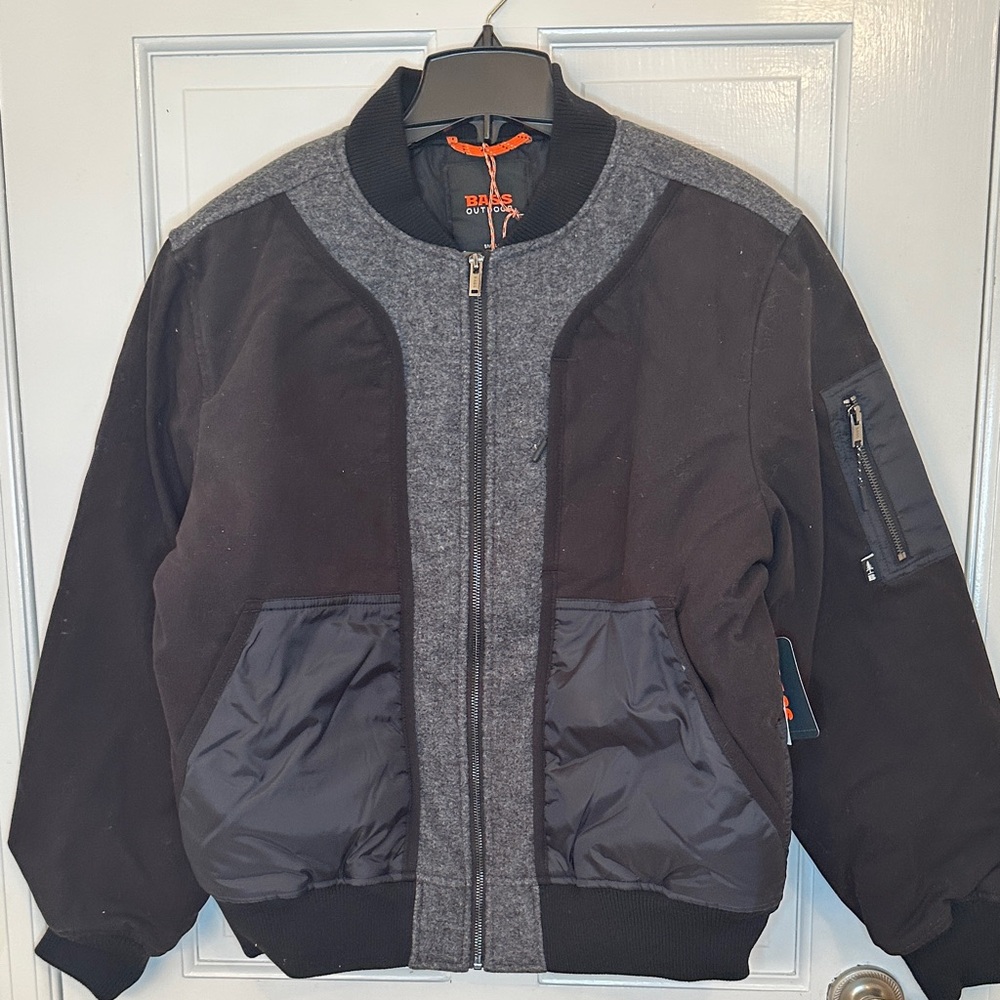 Bass Outdoor Hero Bomber Jacket Black size S NWT